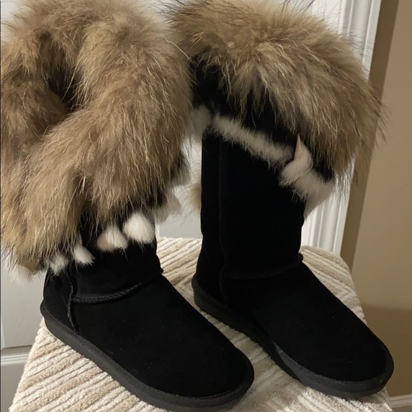 Boot - Picture 2 of 6